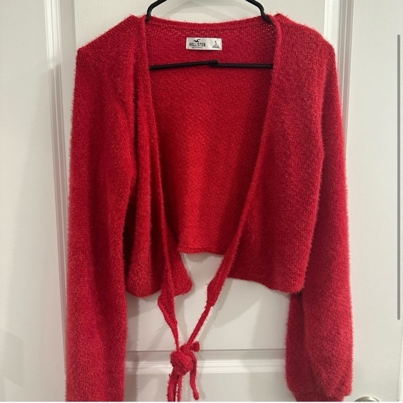 Hollister Top - Picture 2 of 3